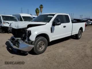 ✅ 2017 Ford F-250 XLT • VIN: 1FT7X2A63HEB53396 • Lot: 60445955. Listed on Copart with 221,465 mi. Free auction sales archive from the USA and detailed vehicle history report at DreamBid. Image 1.