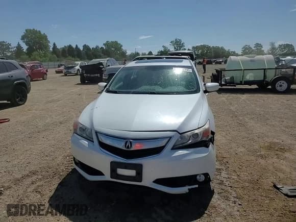 ✅ 2015 Acura ILX Premium • VIN: 19VDE1F58FE004902 • Лот: 61911395. Опубликован ранее на Copart с пробегом 155 856 миль. Бесплатный доступ к архиву аукционных продаж из США и подробный отчёт об истории автомобиля на DreamBid. Изображение 13.