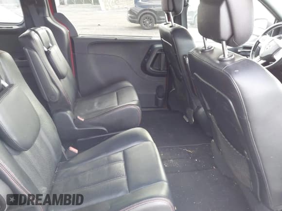 ✅ 2014 Dodge Grand Caravan R/T • VIN: 2C4RDGEG4ER190277 • Lot: 43792194. Listed on IAAI with 200,841 mi. Free auction sales archive from the USA and detailed vehicle history report at DreamBid. Image 8.