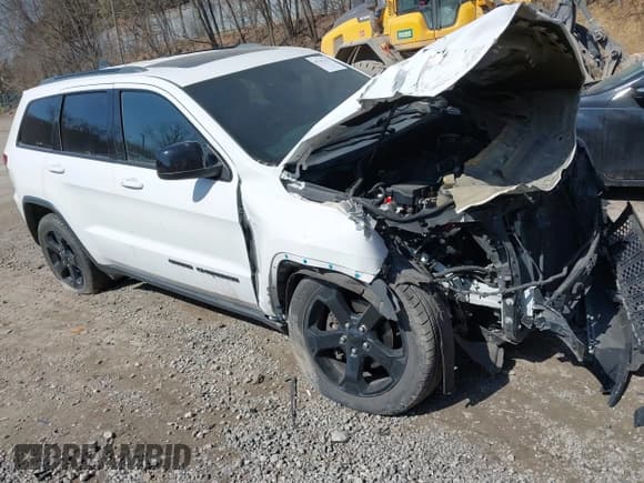 ✅ 2019 Jeep Grand Cherokee Upland • VIN: 1C4RJFAG4KC621150 • Lot: 41782333. Listed on IAAI with 98,801 mi. Free auction sales archive from the USA and detailed vehicle history report at DreamBid. Image 1.