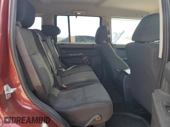 ✅ 2009 Jeep Commander Sport • VIN: 1J8HH48K79C501349 • Лот: 62368885. Опубликован ранее на Copart с пробегом 191 923 миль. Бесплатный доступ к архиву аукционных продаж из США и подробный отчёт об истории автомобиля на DreamBid. Изображение 11.