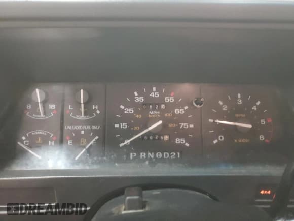 ✅ 1992 Ford Explorer Eddie Bauer • VIN: 1FMDU34X7NUB94682 • Лот: 44726775. Опубликован ранее на Copart с пробегом 46 626 миль. Бесплатный доступ к архиву аукционных продаж из США и подробный отчёт об истории автомобиля на DreamBid. Изображение 9.