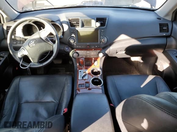 ✅ 2012 Toyota Highlander Limited • VIN: JTEDC3EH3C2005495 • Лот: 44715925. Опубликован ранее на Copart с пробегом 144 335 миль. Бесплатный доступ к архиву аукционных продаж из США и подробный отчёт об истории автомобиля на DreamBid. Изображение 8.