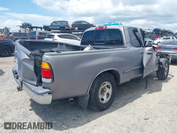 ✅ 2001 Toyota Tundra SR5 • VIN: 5TBRT34191S162686 • Лот: 42766744. Опубликован ранее на IAAI с пробегом 271 298 миль. Бесплатный доступ к архиву аукционных продаж из США и подробный отчёт об истории автомобиля на DreamBid. Изображение 4.