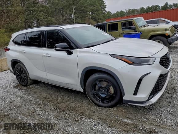 ✅ 2023 Toyota Highlander LE • VIN: 5TDKDRAH6PS022789 • Lot: 94760635. Wystawiony na Copart z przebiegiem 150 082 mil. Bezpłatny archiwum sprzedaży aukcyjnych z USA i szczegółowy raport historii pojazdu na DreamBid. Zdjęcie 4.