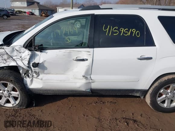 ✅ 2016 GMC Acadia SLE • VIN: 1GKKVPKD7GJ197969 • Lot: 41595190. Wystawiony na IAAI z przebiegiem 125 000 mil. Bezpłatny archiwum sprzedaży aukcyjnych z USA i szczegółowy raport historii pojazdu na DreamBid. Zdjęcie 14.