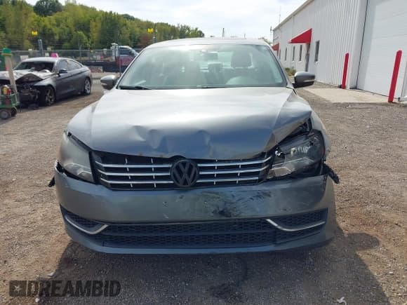 ✅ 2013 Volkswagen Passat SE • VIN: 1VWBN7A3XDC120269 • Lot: 43346556. Listed on IAAI with 184,219 mi. Free auction sales archive from the USA and detailed vehicle history report at DreamBid. Image 12.