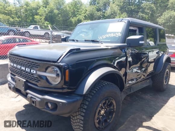 ✅ 2023 Ford Bronco • VIN: 1FMEE5DP6PLB86854 • Лот: 42498438. Опубликован ранее на IAAI с пробегом 9 225 миль. Бесплатный доступ к архиву аукционных продаж из США и подробный отчёт об истории автомобиля на DreamBid. Изображение 17.