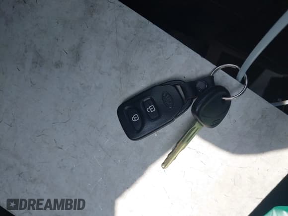 ✅ 2011 Kia Sportage LX • VIN: KNDPB3A27B7085780 • Lot: 43595307. Wystawiony na IAAI z przebiegiem 57 256 mil. Bezpłatny archiwum sprzedaży aukcyjnych z USA i szczegółowy raport historii pojazdu na DreamBid. Zdjęcie 11.