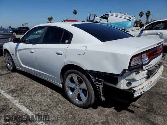 ✅ 2013 Dodge Charger RT • VIN: 2C3CDXCT1DH613007 • Лот: 66938155. Опубликован ранее на Copart с пробегом 110 209 миль. Бесплатный доступ к архиву аукционных продаж из США и подробный отчёт об истории автомобиля на DreamBid. Изображение 2.