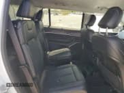 ✅ 2023 Jeep Grand Cherokee Limited • VIN: 1C4RJKBG4P8768666 • Lot: 54446925. Wystawiony na Copart z przebiegiem 22 209 mil. Bezpłatny archiwum sprzedaży aukcyjnych z USA i szczegółowy raport historii pojazdu na DreamBid. Zdjęcie 11.