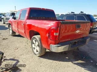 ✅ 2008 Chevrolet Silverado 1500 1LT • VIN: 2GCEC13J681206561 • Lot: 43455813. Wystawiony na IAAI z przebiegiem 189 598 mil. Bezpłatny archiwum sprzedaży aukcyjnych z USA i szczegółowy raport historii pojazdu na DreamBid. Zdjęcie 3.