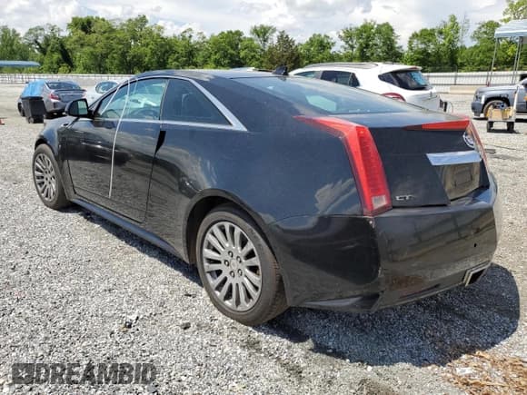✅ 2013 Cadillac CTS • VIN: 1G6DA1E33D0121735 • Lot: 55730565. Wystawiony na Copart z przebiegiem Nie podano. Bezpłatny archiwum sprzedaży aukcyjnych z USA i szczegółowy raport historii pojazdu na DreamBid. Zdjęcie 2.