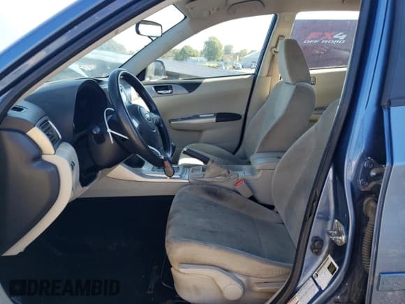 ✅ 2010 Subaru Impreza i • VIN: JF1GH6A65AH810892 • Lot: 81259995. Wystawiony na Copart z przebiegiem 226 226 mil. Bezpłatny archiwum sprzedaży aukcyjnych z USA i szczegółowy raport historii pojazdu na DreamBid. Zdjęcie 7.