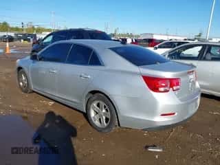 2013 Chevrolet Malibu LS z VIN 1G11B5SA1DF294554, wystawiony jako IAAI lot #43496896 z przebiegiem 130 032 mil mil oraz . Historia ofert i sprzedaży dostępna na DreamBid. Obrazek 3.