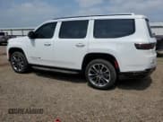 ✅ 2023 Jeep Wagoneer Series II Carbide • VIN: 1C4SJVBPXPS553377 • Лот: 55579265. Опубликован ранее на Copart с пробегом 16 510 миль. Бесплатный доступ к архиву аукционных продаж из США и подробный отчёт об истории автомобиля на DreamBid. Изображение 2.