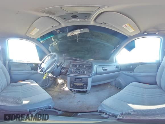 ✅ 2000 Toyota Sienna CE • VIN: 4T3ZF19C9YU222343 • Lot: 69520224. Listed on Copart with 524,710 mi. Free auction sales archive from the USA and detailed vehicle history report at DreamBid. Image 14.