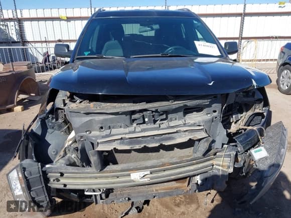 ✅ 2018 Ford Explorer XLT • VIN: 1FM5K7D85JGA67237 • Lot: 41408927. Wystawiony na IAAI z przebiegiem 104 071 mil. Bezpłatny archiwum sprzedaży aukcyjnych z USA i szczegółowy raport historii pojazdu na DreamBid. Zdjęcie 12.