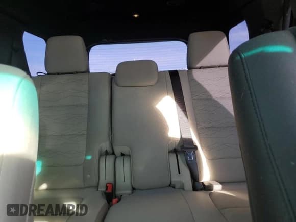 ✅ 2013 Ford Explorer • VIN: 1FM5K8B81DGB23526 • Lot: 81890035. Listed on Copart with 193,515 mi. Free auction sales archive from the USA and detailed vehicle history report at DreamBid. Image 10.