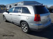 ✅ 2005 Chrysler Pacifica Touring • VIN: 2C4GM68495R381437 • Лот: 43768251. Опубликован ранее на IAAI с пробегом 235 444 миль. Бесплатный доступ к архиву аукционных продаж из США и подробный отчёт об истории автомобиля на DreamBid. Изображение 3.