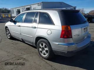 ✅ 2005 Chrysler Pacifica Touring • VIN: 2C4GM68495R381437 • Lot: 43768251. Listed on IAAI with 235,444 mi. Free auction sales archive from the USA and detailed vehicle history report at DreamBid. Image 3.