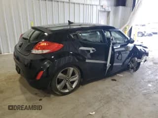 ✅ 2013 Hyundai Veloster w/Black Int • VIN: KMHTC6ADXDU117796 • Lot: 44189295. Wystawiony na Copart z przebiegiem 333 333 mil. Bezpłatny archiwum sprzedaży aukcyjnych z USA i szczegółowy raport historii pojazdu na DreamBid. Zdjęcie 3.