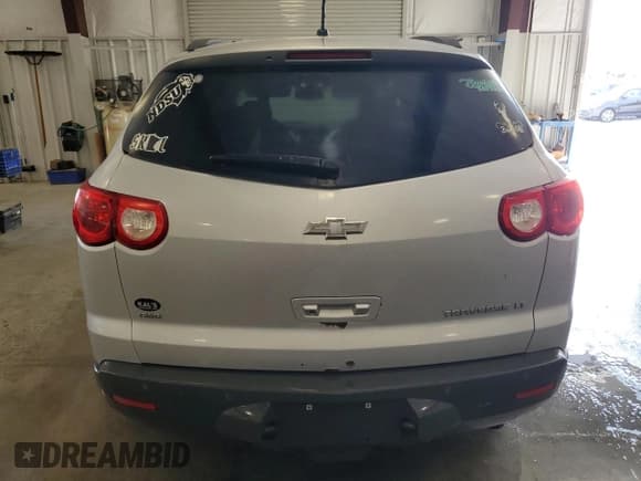 ✅ 2010 Chevrolet Traverse 2LT • VIN: 1GNLVGED3AS147090 • Lot: 81911905. Wystawiony na Copart z przebiegiem 321 133 mil. Bezpłatny archiwum sprzedaży aukcyjnych z USA i szczegółowy raport historii pojazdu na DreamBid. Zdjęcie 6.