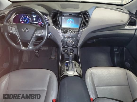 ✅ 2016 Hyundai Santa Fe • VIN: 5XYZW4LA2GG372073 • Лот: 39466403. Опубликован ранее на Copart с пробегом 98 803 миль. Бесплатный доступ к архиву аукционных продаж из США и подробный отчёт об истории автомобиля на DreamBid. Изображение 8.