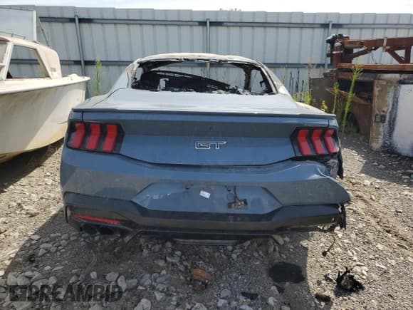 ✅ 2024 Ford Mustang GT • VIN: 1FA6P8CF2R5403066 • Лот: 70528155. Опубликован ранее на Copart с пробегом Не указан. Бесплатный доступ к архиву аукционных продаж из США и подробный отчёт об истории автомобиля на DreamBid. Изображение 6.
