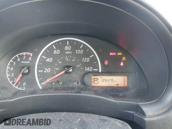 ✅ 2017 Nissan Versa S • VIN: 3N1CN7AP1HL877861 • Лот: 43528822. Опубликован ранее на IAAI с пробегом 135 475 миль. Бесплатный доступ к архиву аукционных продаж из США и подробный отчёт об истории автомобиля на DreamBid. Изображение 7.