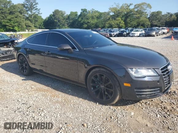 ✅ 2014 Audi A7 Premium Plus • VIN: WAUWMAFC9EN051722 • Lot: 55775795. Wystawiony na Copart z przebiegiem 103 121 mil. Bezpłatny archiwum sprzedaży aukcyjnych z USA i szczegółowy raport historii pojazdu na DreamBid. Zdjęcie 4.