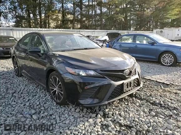 ✅ 2020 Toyota Camry SE • VIN: 4T1G11BK3LU003659 • Lot: 82747285. Listed on Copart with 75,611 mi. Free auction sales archive from the USA and detailed vehicle history report at DreamBid. Image 13.