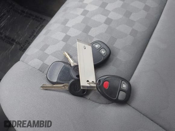 ✅ 2007 Chevrolet Equinox LS • VIN: 2CNDL23F376013083 • Лот: 42272584. Опубликован ранее на IAAI с пробегом 166 802 миль. Бесплатный доступ к архиву аукционных продаж из США и подробный отчёт об истории автомобиля на DreamBid. Изображение 11.