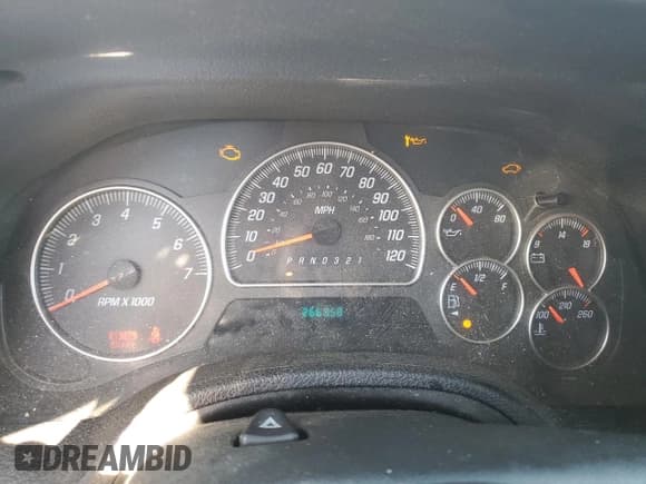 ✅ 2006 GMC Envoy SLT • VIN: 1GKDS13SX62310964 • Lot: 89494845. Listed on Copart with 266,358 mi. Free auction sales archive from the USA and detailed vehicle history report at DreamBid. Image 9.