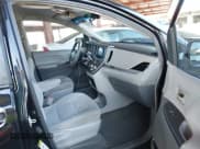 ✅ 2015 Toyota Sienna L • VIN: 5TDZK3DC6FS566662 • Lot: 43230834. Listed on IAAI with 215,151 mi. Free auction sales archive from the USA and detailed vehicle history report at DreamBid. Image 5.