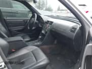 ✅ 2000 Mercedes-Benz C 230 Kompressor • VIN: WDBHA24G3YA833329 • Lot: 41921683. Wystawiony na IAAI z przebiegiem 109 436 mil. Bezpłatny archiwum sprzedaży aukcyjnych z USA i szczegółowy raport historii pojazdu na DreamBid. Zdjęcie 5.