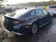 2024 Hyundai Sonata Limited with VIN KMHL54JJ4RA097929, listed as a IAAI auction lot 43276187 with 5,555 mi miles and . Bid and sale history available at DreamBid. Image 4.