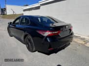 ✅ 2018 Toyota Camry LE • VIN: 4T1B11HK3JU583087 • Lot: 87176845. Wystawiony na Copart z przebiegiem 194 913 mil. Bezpłatny archiwum sprzedaży aukcyjnych z USA i szczegółowy raport historii pojazdu na DreamBid. Zdjęcie 3.