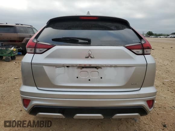 ✅ 2024 Mitsubishi Eclipse Cross SE • VIN: JA4ATWAA7RZ055697 • Lot: 55532355. Listed on Copart with 2,454 mi. Free auction sales archive from the USA and detailed vehicle history report at DreamBid. Image 6.