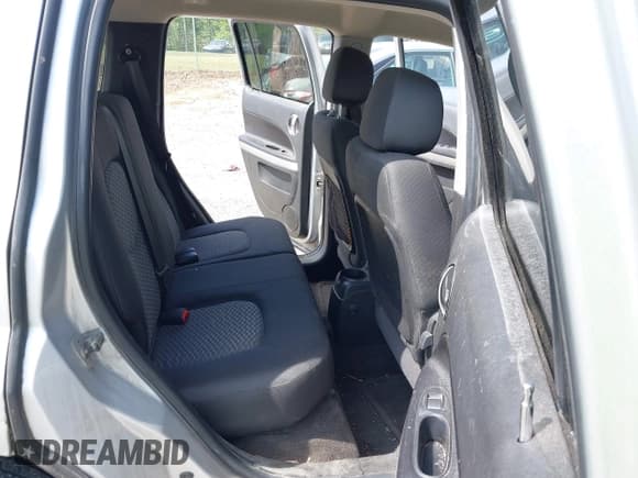 ✅ 2011 Chevrolet HHR 1LT • VIN: 3GNBABFW5BS500820 • Lot: 42135415. Listed on IAAI with 257,146 mi. Free auction sales archive from the USA and detailed vehicle history report at DreamBid. Image 8.