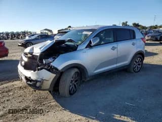 ✅ 2014 Kia Sportage LX • VIN: KNDPBCAC9E7560200 • Лот: 86150985. Опубликован ранее на Copart с пробегом 132 691 миль. Бесплатный доступ к архиву аукционных продаж из США и подробный отчёт об истории автомобиля на DreamBid. Изображение 1.