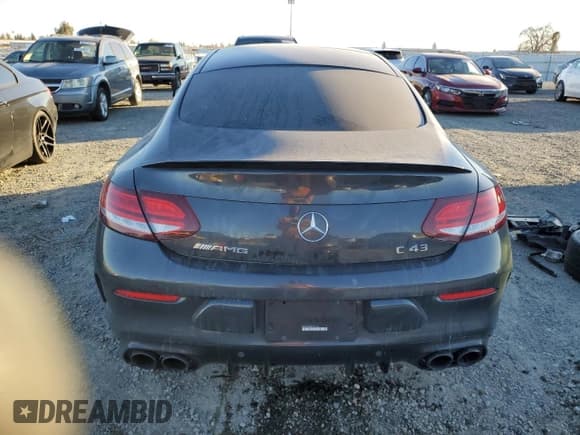 ✅ 2020 Mercedes-Benz C 43 AMG • VIN: WDDWJ6EB9LF976144 • Lot: 89313035. Wystawiony na Copart z przebiegiem 79 762 mil. Bezpłatny archiwum sprzedaży aukcyjnych z USA i szczegółowy raport historii pojazdu na DreamBid. Zdjęcie 6.