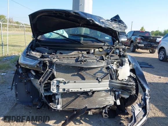 ✅ 2023 Chevrolet Traverse LS • VIN: 1GNERFKW5PJ321043 • Lot: 43370186. Wystawiony na IAAI z przebiegiem 32 386 mil. Bezpłatny archiwum sprzedaży aukcyjnych z USA i szczegółowy raport historii pojazdu na DreamBid. Zdjęcie 13.