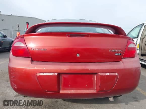 2004 Dodge Neon SXT z VIN 1B3ES56C04D504384, wystawiony jako IAAI lot #41988581 z przebiegiem 166 602 mil mil oraz . Historia ofert i sprzedaży dostępna na DreamBid. Obrazek 17.