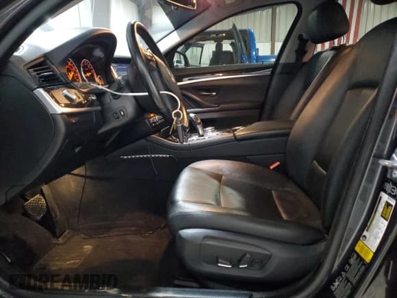 ✅ 2014 BMW 5 Series 535i xDrive • VIN: WBA5B3C58ED534210 • Lot: 93290815. Listed on Copart with 97,462 mi. Free auction sales archive from the USA and detailed vehicle history report at DreamBid. Image 7.