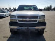 ✅ 2003 Chevrolet Silverado 2500HD LS • VIN: 1GCHC29U53E146154 • Лот: 72820474. Опубликован ранее на Copart с пробегом Не указан. Бесплатный доступ к архиву аукционных продаж из США и подробный отчёт об истории автомобиля на DreamBid. Изображение 5.