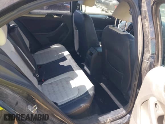 ✅ 2016 Volkswagen Jetta Sport • VIN: 3VWD17AJXGM364350 • Lot: 42965234. Listed on IAAI with 135,919 mi. Free auction sales archive from the USA and detailed vehicle history report at DreamBid. Image 8.