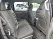 ✅ 2016 Chevrolet Traverse LS • VIN: 1GNKRFED5GJ324862 • Lot: 73180184. Wystawiony na Copart z przebiegiem Nie podano. Bezpłatny archiwum sprzedaży aukcyjnych z USA i szczegółowy raport historii pojazdu na DreamBid. Zdjęcie 11.