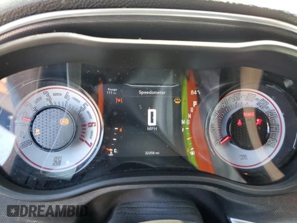 ✅ 2017 Dodge Challenger T/A 392 • VIN: 2C3CDZFJ9HH548581 • Lot: 54183474. Wystawiony na Copart z przebiegiem 32 358 mil. Bezpłatny archiwum sprzedaży aukcyjnych z USA i szczegółowy raport historii pojazdu na DreamBid. Zdjęcie 9.