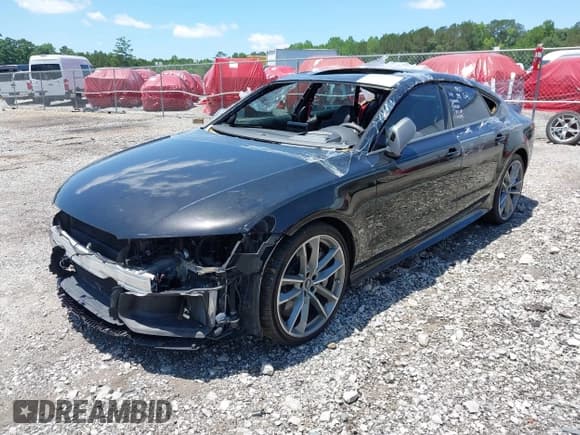 ✅ 2017 Audi RS 7 • VIN: WUAWRBFC4HN902942 • Lot: 42314707. Wystawiony na IAAI z przebiegiem 46 195 mil. Bezpłatny archiwum sprzedaży aukcyjnych z USA i szczegółowy raport historii pojazdu na DreamBid. Zdjęcie 2.